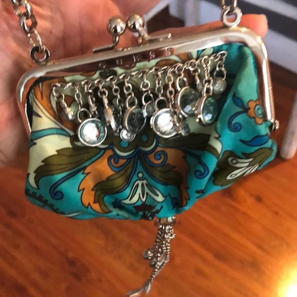 GIESS Adorable mini satin bag with gem Detail 